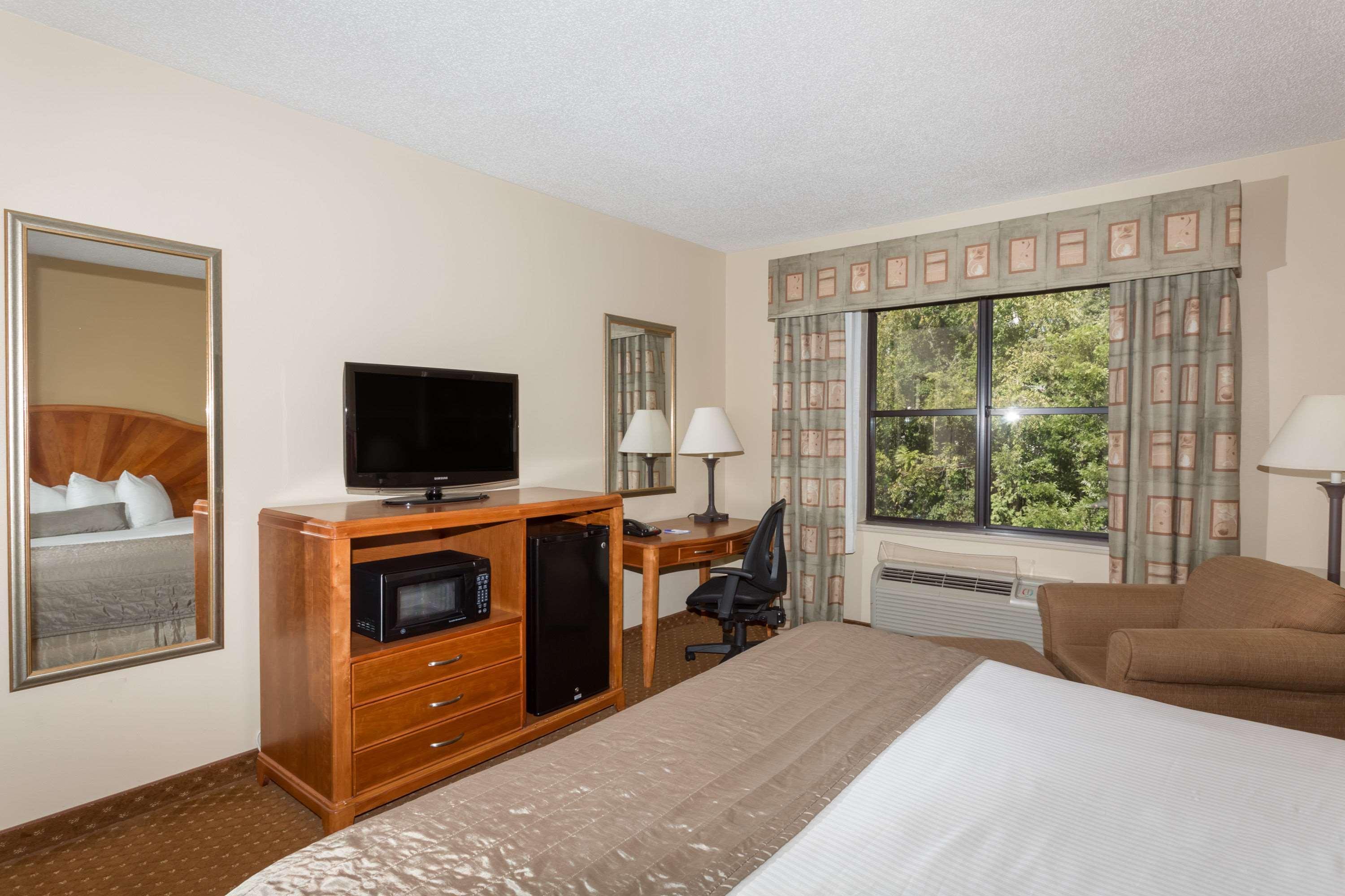 Baymont By Wyndham Asheville/Biltmore Eksteriør billede
