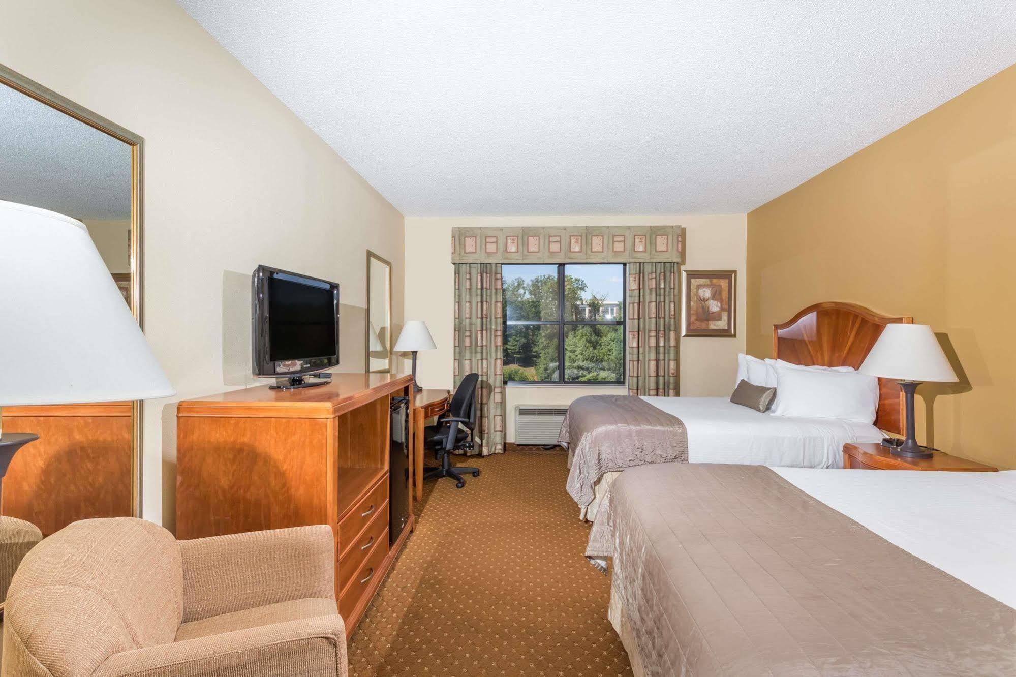 Baymont By Wyndham Asheville/Biltmore Eksteriør billede